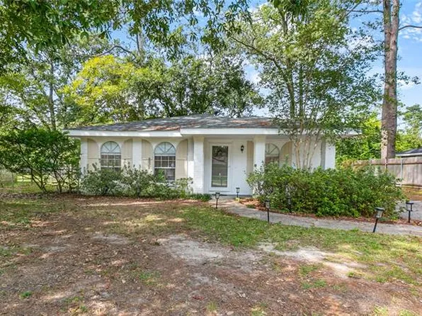 209 W Hickory St, Mandeville, LA 70471