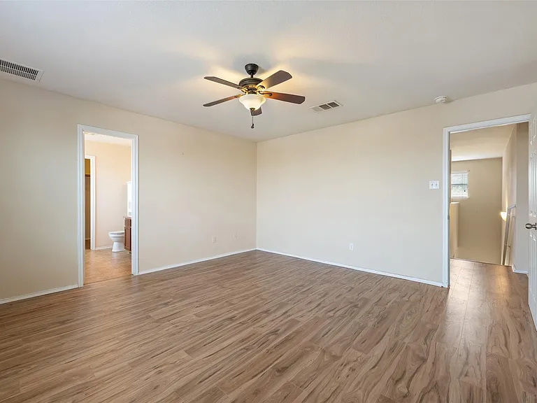 13405 Lismore Ln — Photo 22