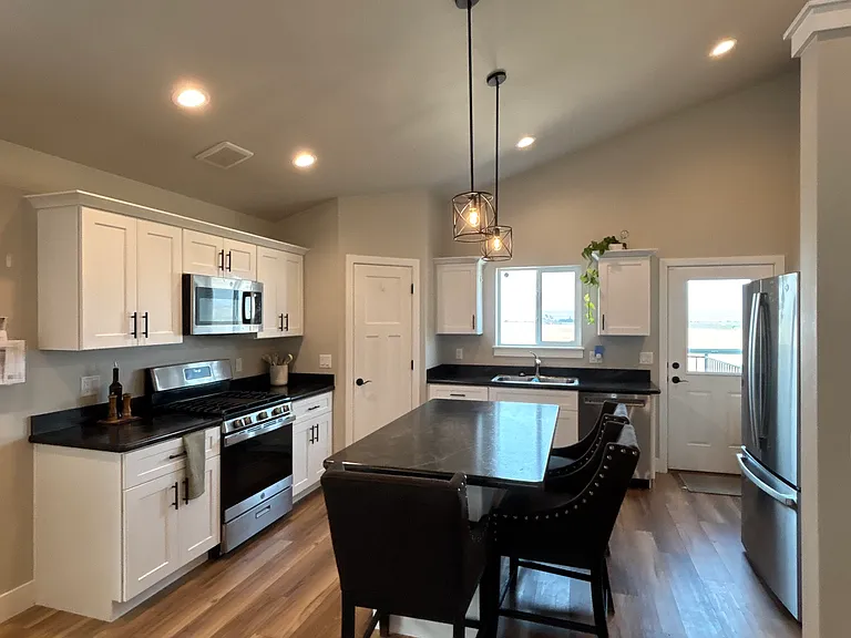 509 Montecito Ave — Photo 22