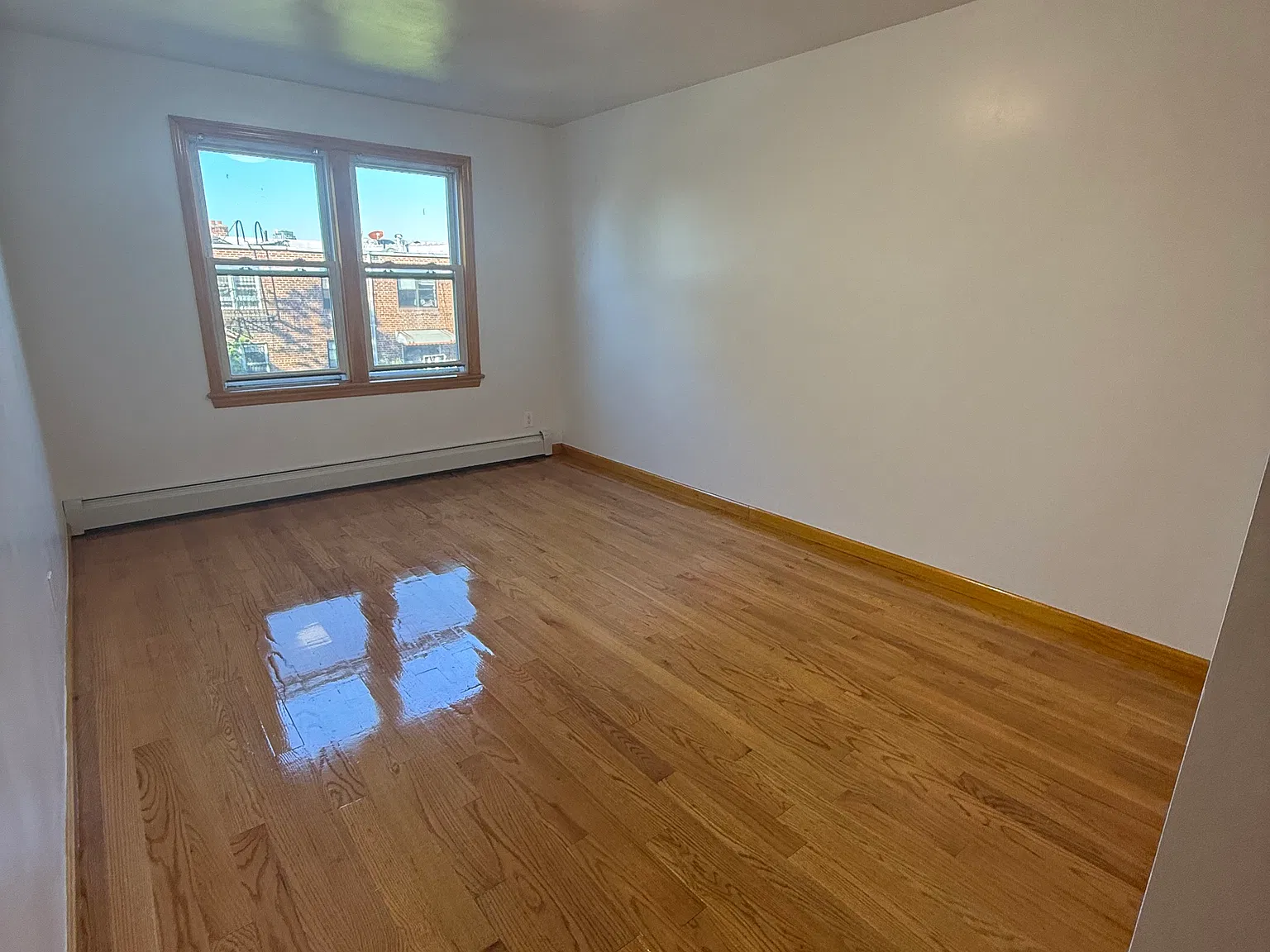 2 bed, 1.5 bath, 1000 sqft, $2,800 — Photo 3