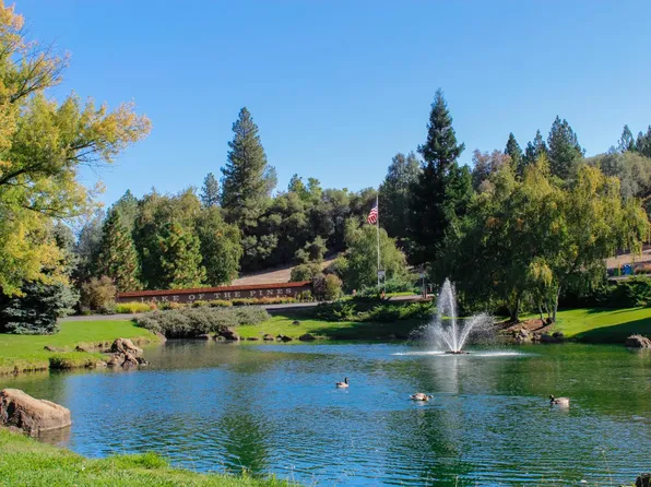 11969 Walnut Ct, Auburn, CA 95602