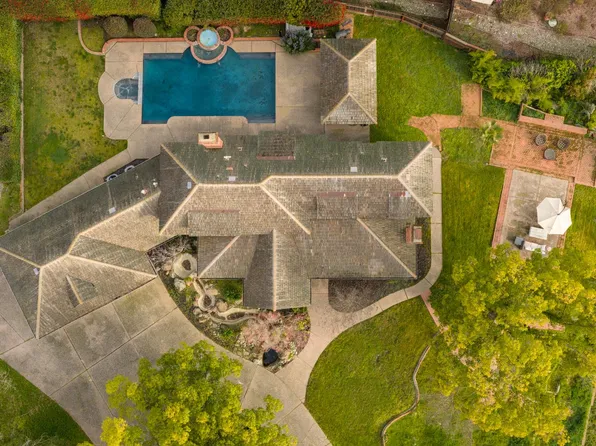 8475 Burford Ln, Fair Oaks, CA 95628