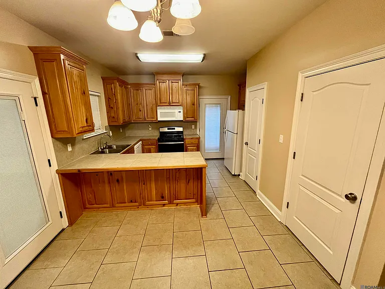 21253 Carson Rd — Photo 2