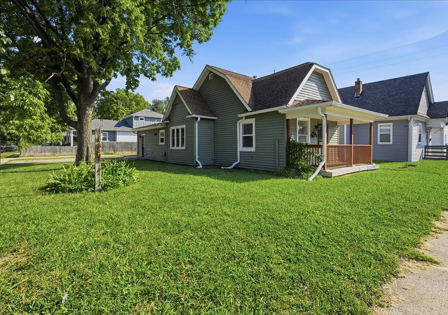 4004 E Michigan St - $1650.00/mo. — Photo 3