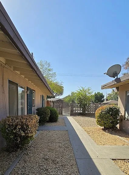 221 E Tuolumne St #221 — Photo 3