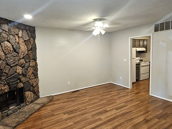 2nd image of 540 S Ruth Ave #1
