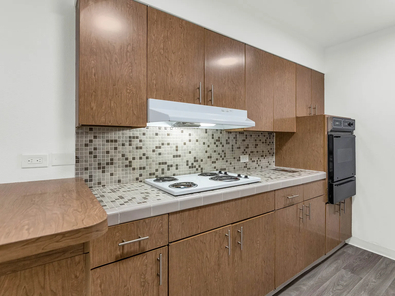 The Phoenix Apartments on 6th Avenue — Photo 4