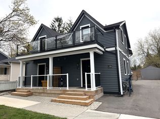 41 Mosley St #A, Aurora, ON L4G 1G8