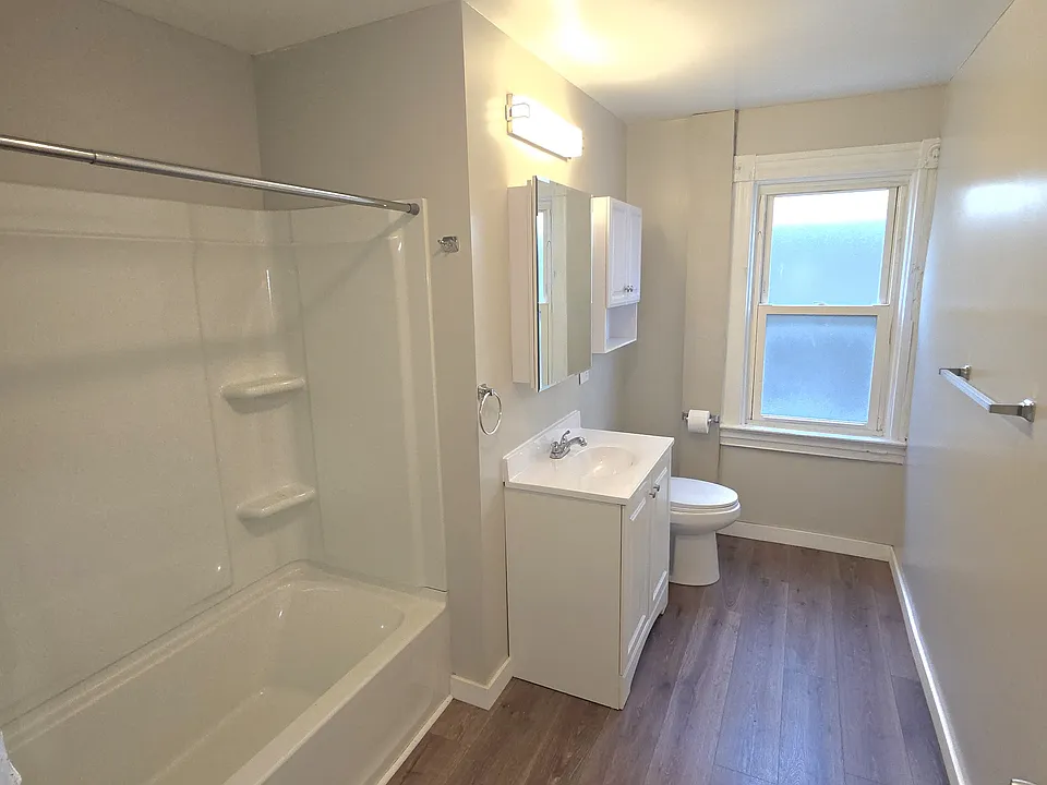 340 Virginia Ave #2
