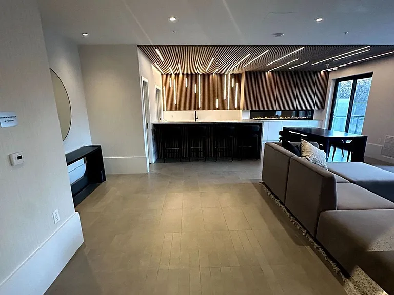 385 Arctic Red Dr #401 — Photo 24