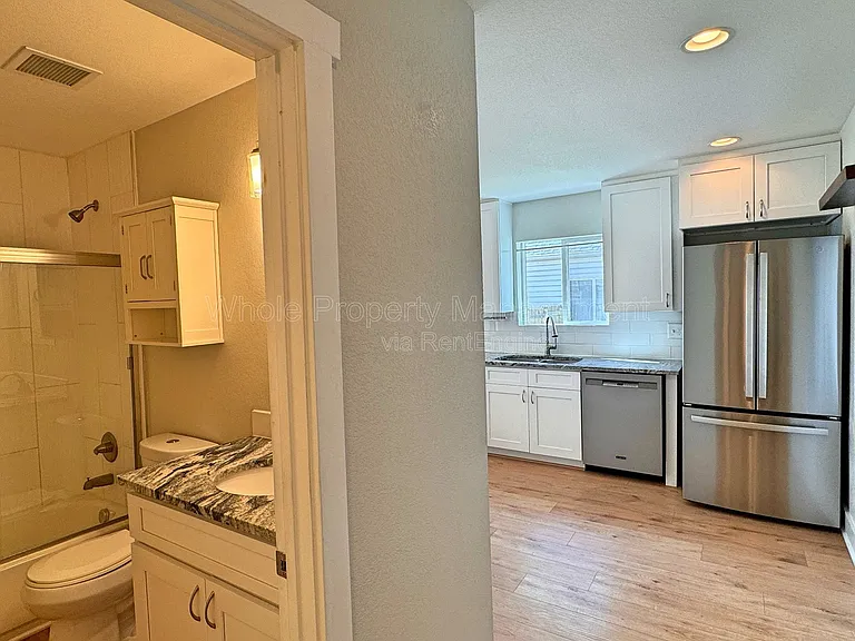 4720 Elm Ct — Photo 11