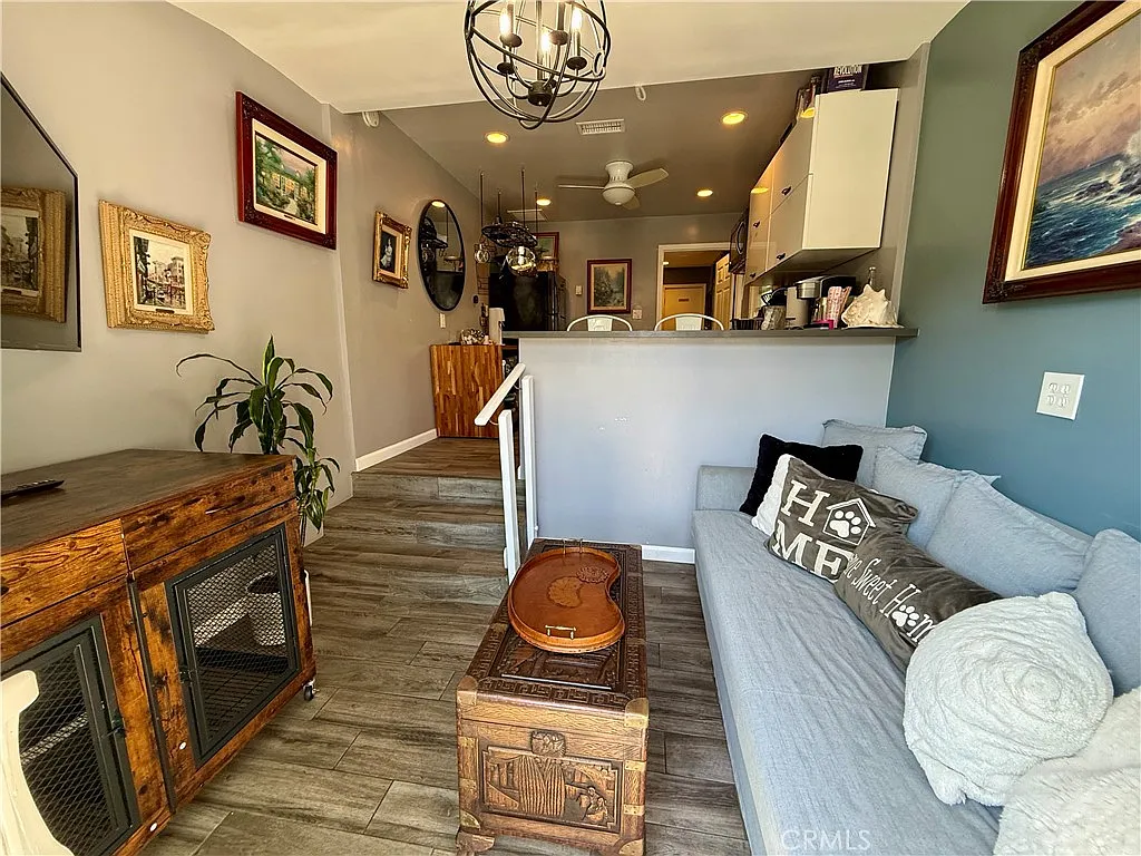 Building Photo - 211 Carroll Canal