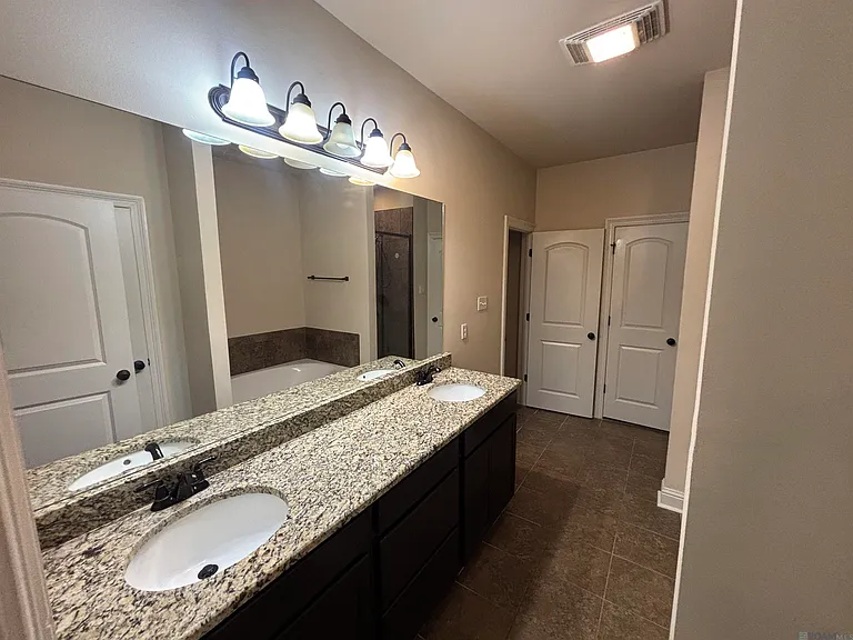 25406 Lake Providence Dr — Photo 7