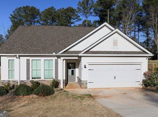 165 Woodpecker Point, Danielsville, GA 30633