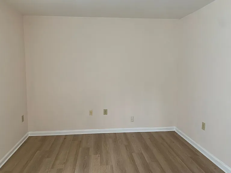 1308-301 Hillbrow Ln — Photo 13