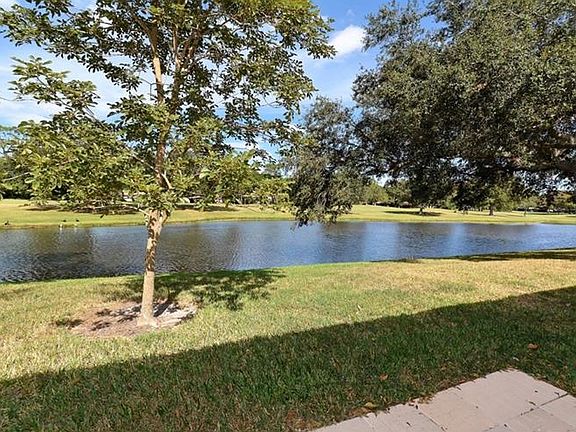 2nd image of 5411 Palm Aire Dr