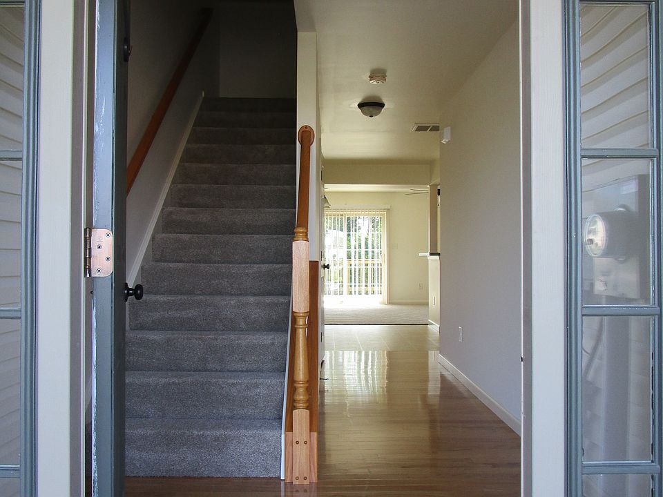 entrance - coming in front door