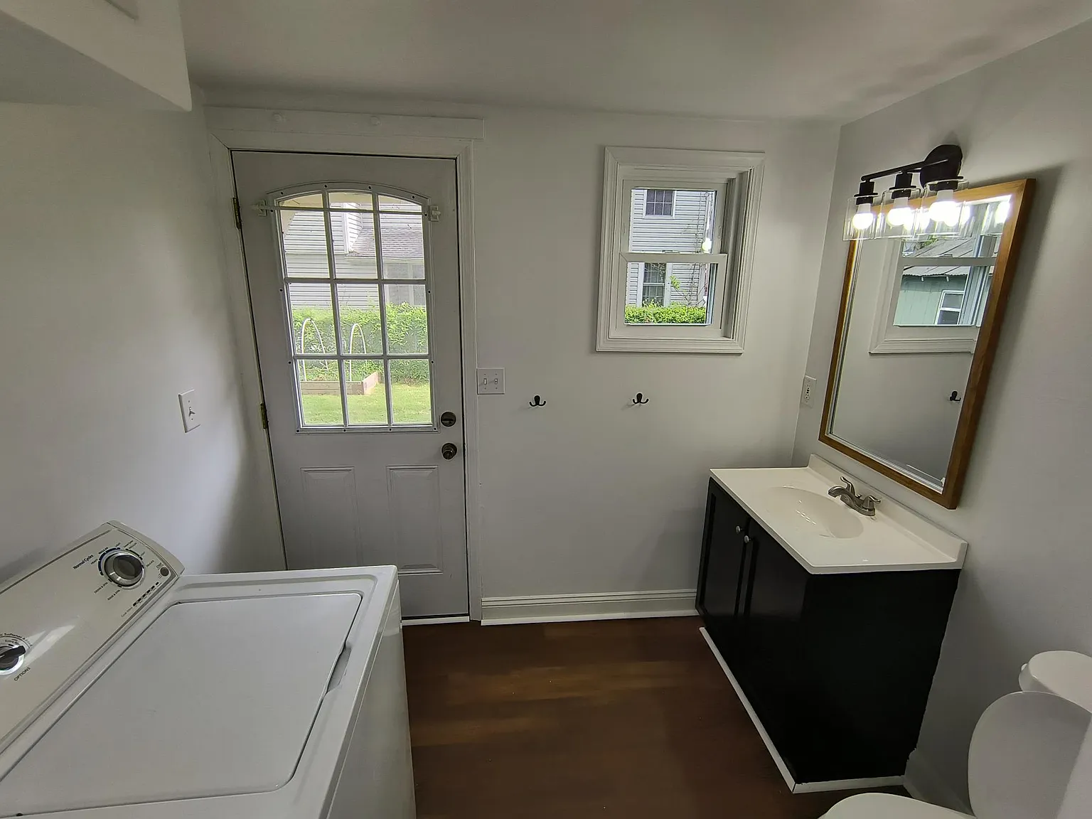 2 bed, 950 sqft, $1,395 — Photo 4