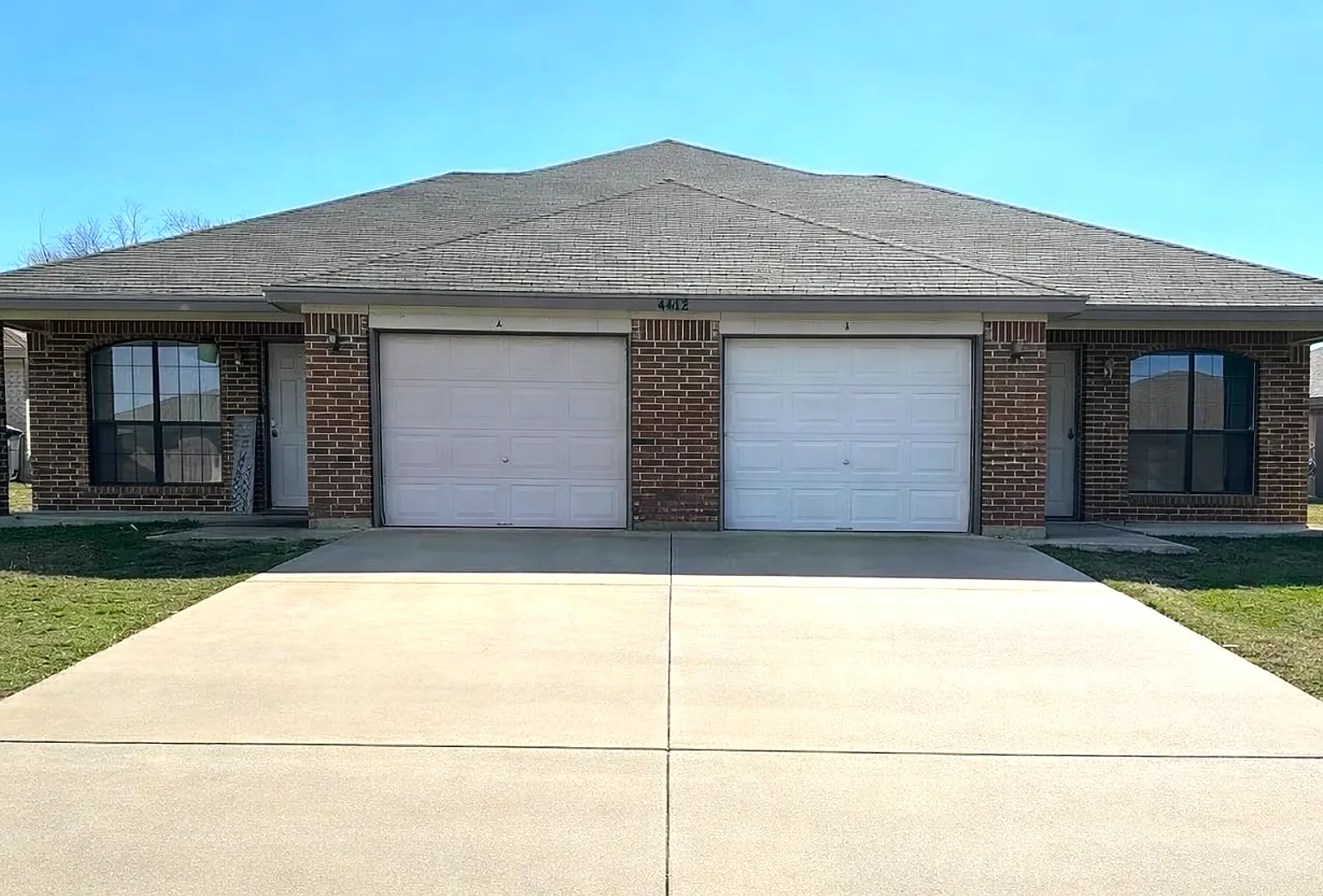 3205 Dannen Ct — Photo 2