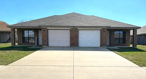 3205 Dannen Ct Photo 1