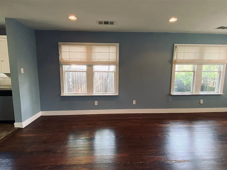 1715 Ramsey Ave — Photo 5