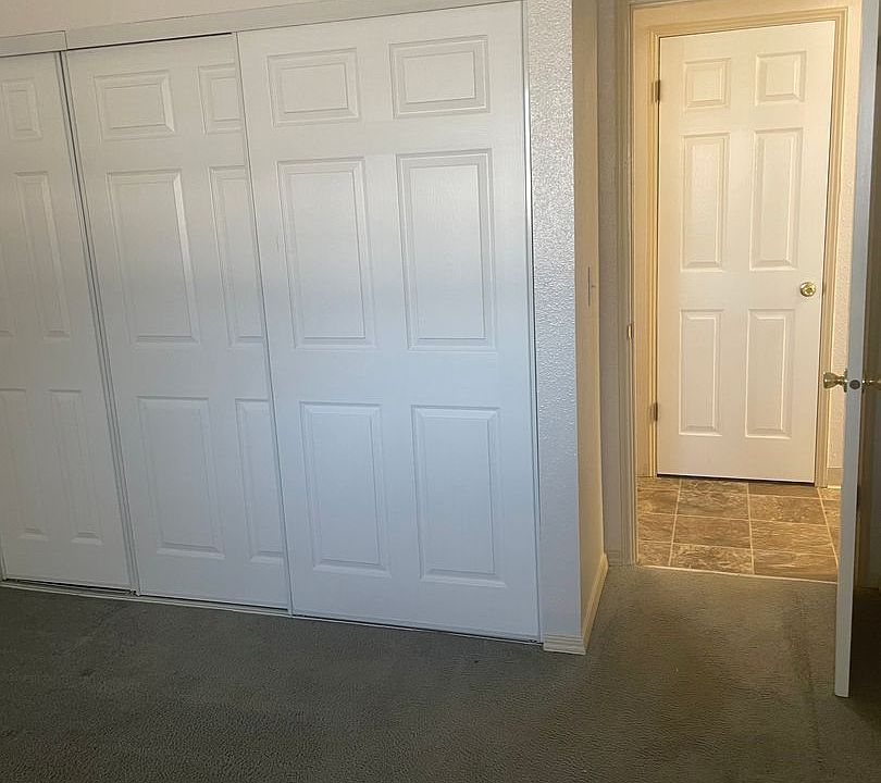 2nd image of 12635 SE Foster Rd APT 19