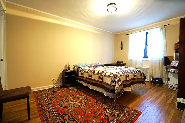 Sold by City Express Realty LLC | media 31