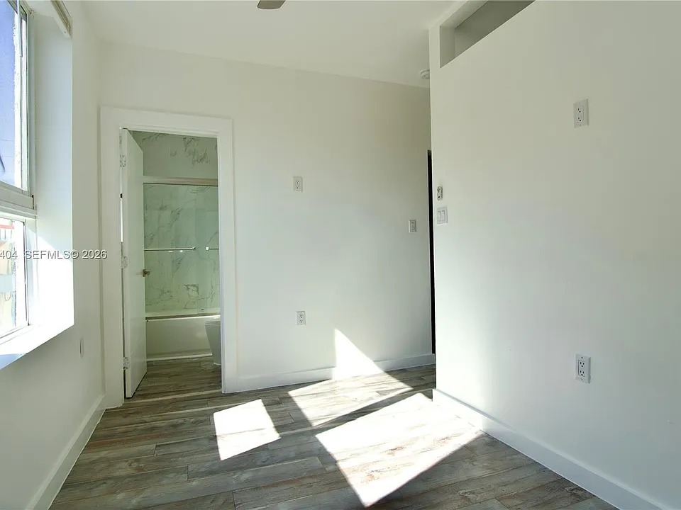 1036 SW 5th St #12
