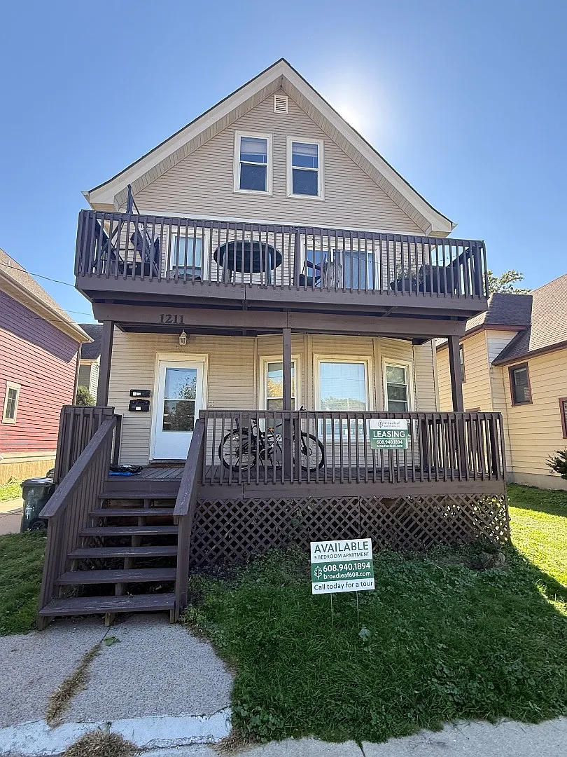 1211 Mound St - Unit 2 — Photo 1