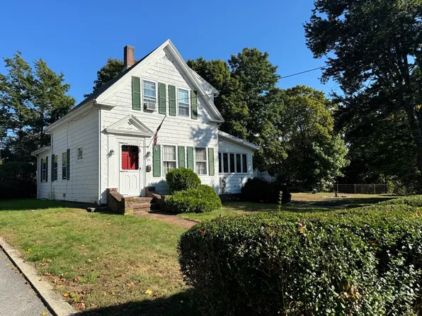 29 Laurel St, Weymouth, MA 02189