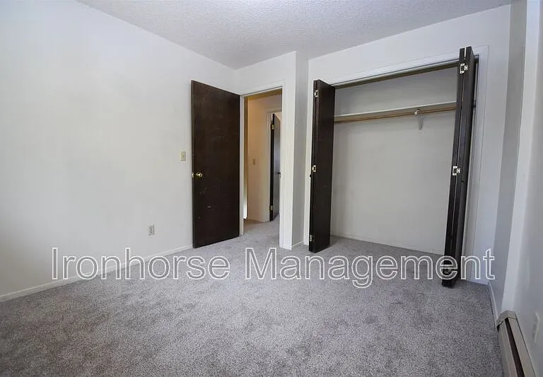 530 N Rouse Ave #3 — Photo 17