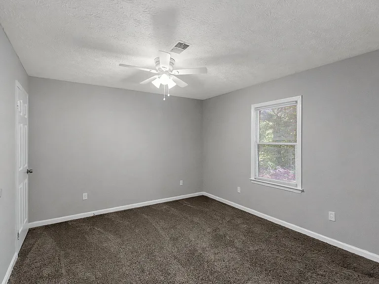 1843 Kirkland Rd — Photo 14