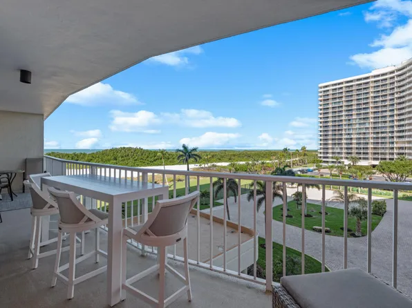 320 Seaview Ct APT 408, Marco Island, FL 34145