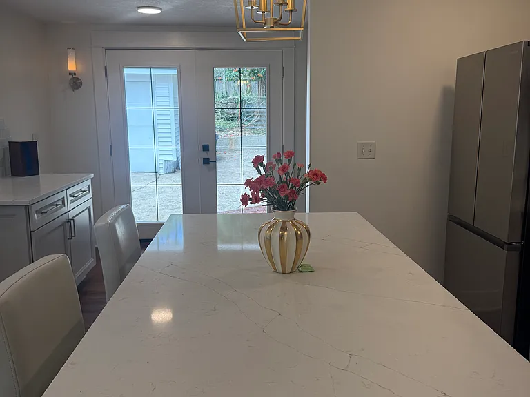 4440 Terrace St — Photo 4