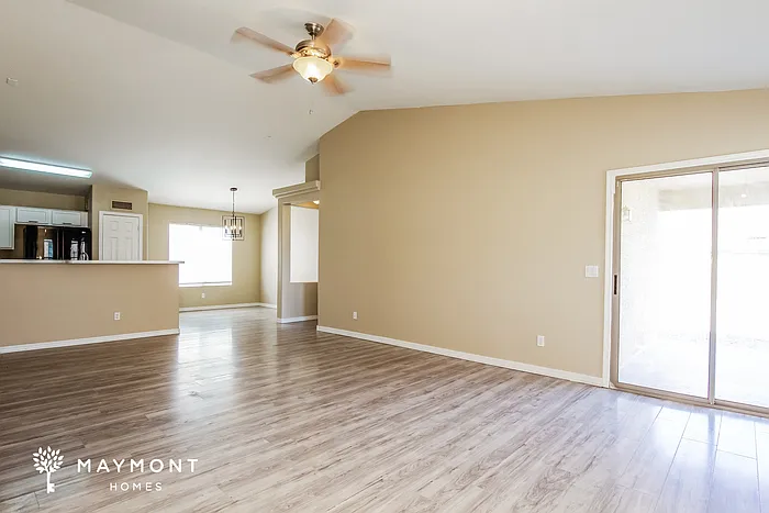 2149 N Santiana Pl — Photo 2
