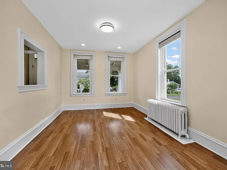 855 N Pleasant View Rd — Photo 15