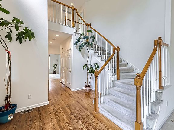 5th image of 1009 Topaz St