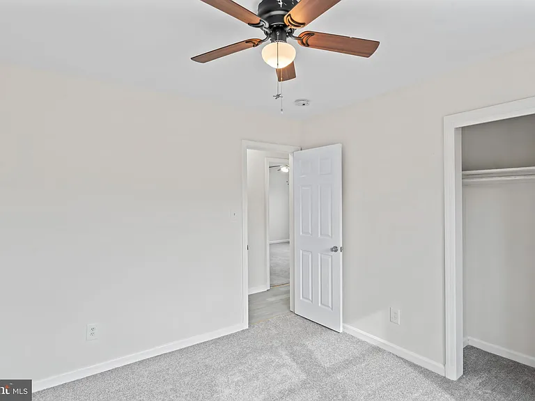 4502 Henderson Rd — Photo 34