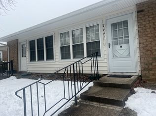 266 Berwick Ct UNIT B, Ridge, NY 11961