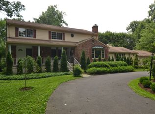 104 Perry Ave, Norwalk, CT 06850