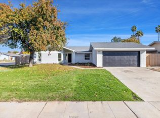 411 McArthur Ave, Clovis, CA