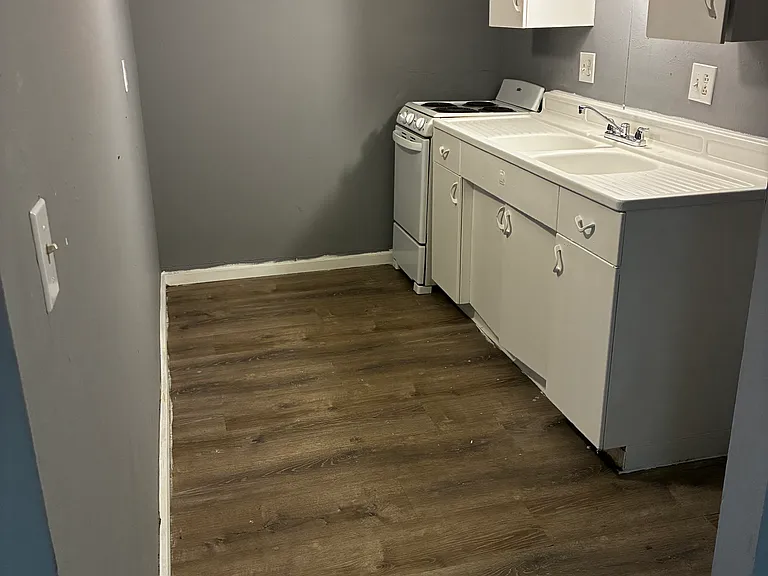 12000 E 14th Ave #4 — Photo 9