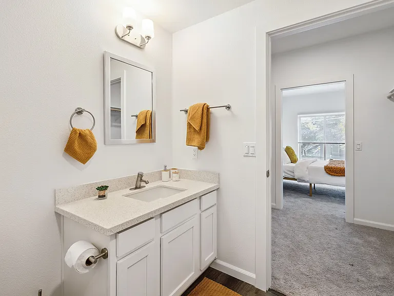 Pullman Lofts — Photo 22