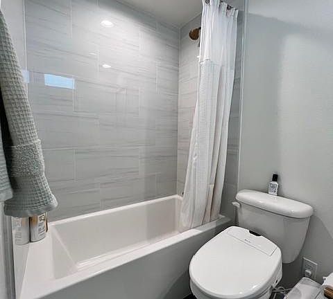 3rd image of 10447 Adamson Way