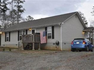 332 Bent Wood Ln, Blue Ridge, GA 30513