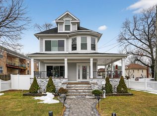 175 Hempstead Avenue, Lynbrook, NY