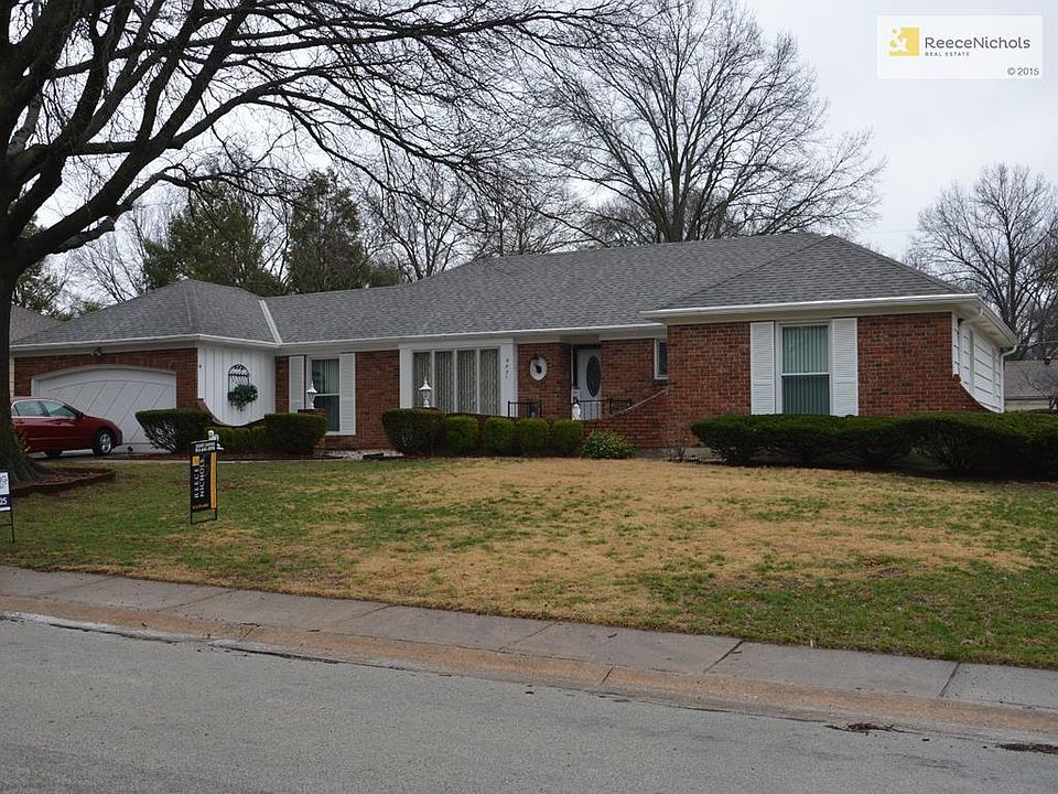 1st image of 9931 Foster St