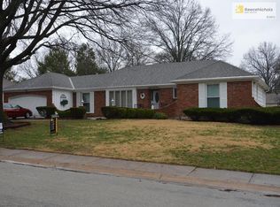 9931 Foster St, Overland Park, KS 66212