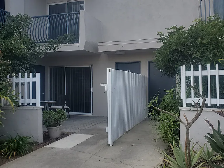 Eaton Gardens Apartments — Photo 9