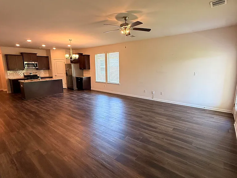 1103 Foxtail Dr — Photo 22